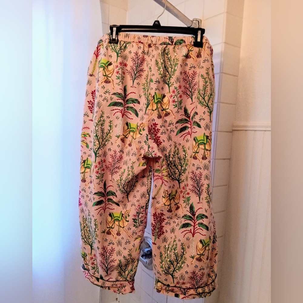Printfresh Cropped Pajama Pants Camel's Courtyard 1x